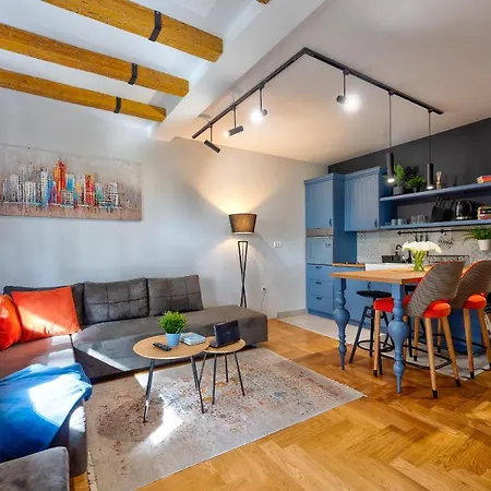 Erak Hill Apartament