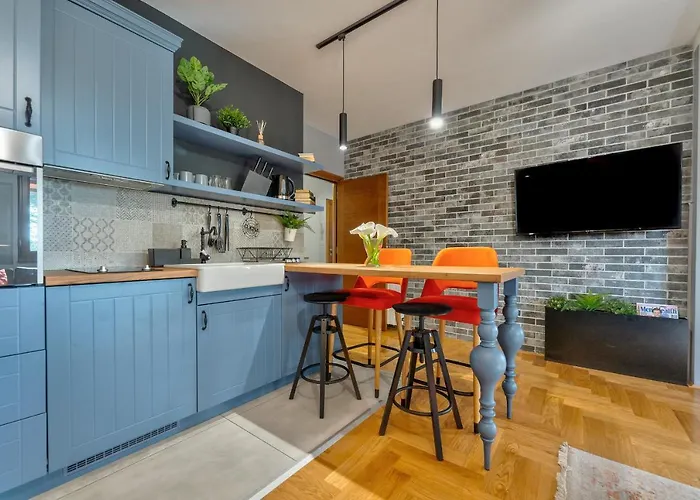 Erak Hill アパート ズラティボール