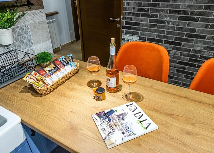 Erak Hill アパート ズラティボール